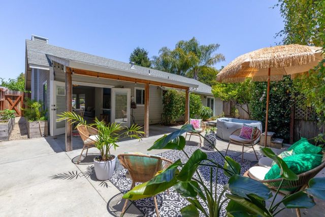 1739 Katrina Court, Santa Cruz, CA 95062