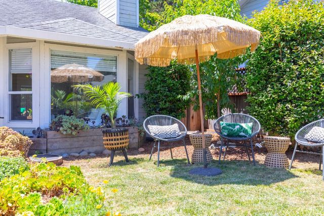 1739 Katrina Court, Santa Cruz, CA 95062