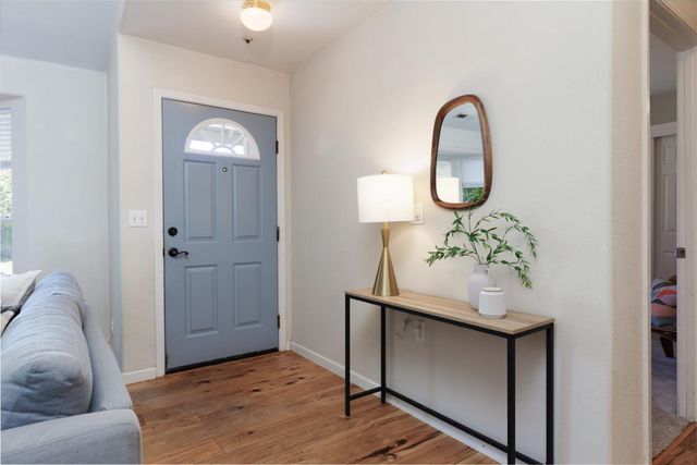 1739 Katrina Court, Santa Cruz, CA 95062