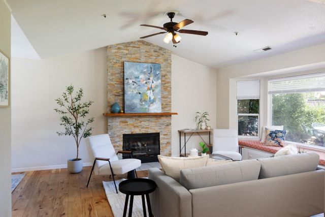 1739 Katrina Court, Santa Cruz, CA 95062