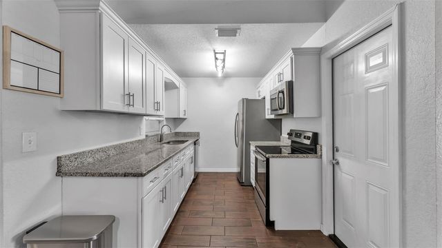 1434 PERIWINKLE COURT, Lakeland, FL 33811