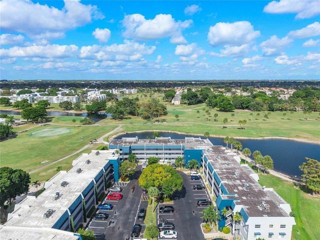 7787 Golf Circle Drive 312, Margate, FL 33063