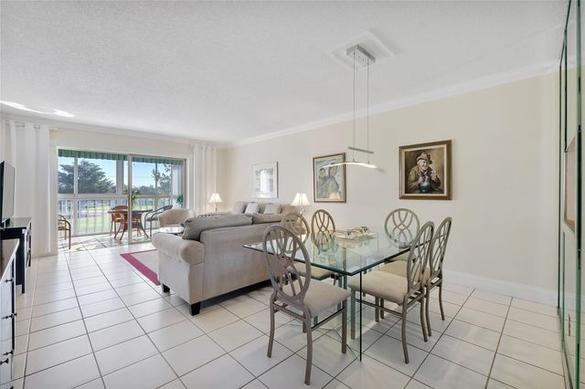 7787 Golf Circle Drive 312, Margate, FL 33063