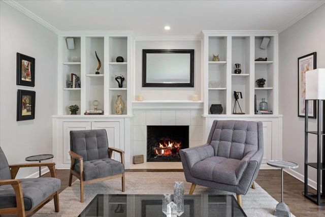 910 Chippewa Lane, Wilmette, IL 60091