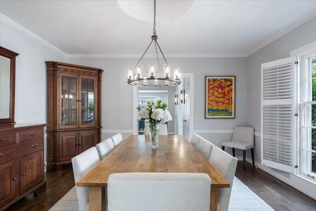 910 Chippewa Lane, Wilmette, IL 60091