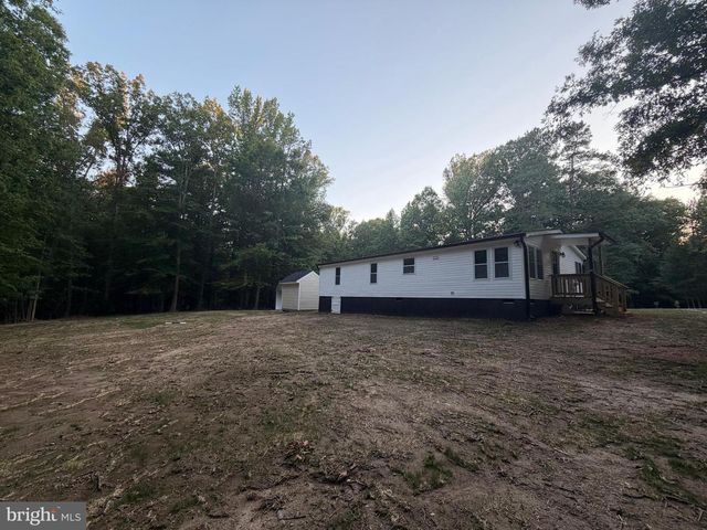 13577 COUNTYLINE CHURCH RD, Woodford, VA 22580