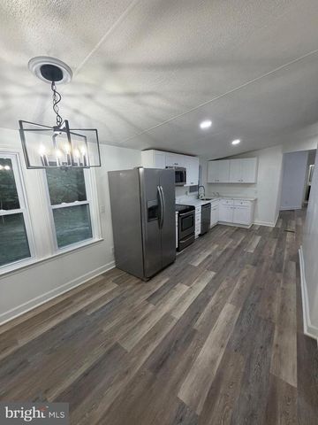 13577 COUNTYLINE CHURCH RD, Woodford, VA 22580