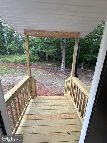 13577 COUNTYLINE CHURCH RD, Woodford, VA 22580
