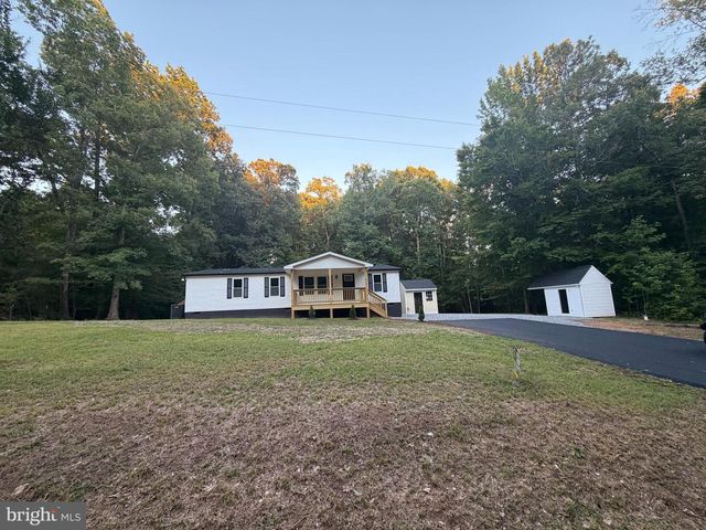 13577 COUNTYLINE CHURCH RD, Woodford, VA 22580
