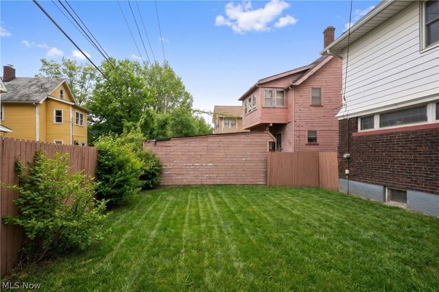 12521 Arlington Avenue, Cleveland, OH 44108