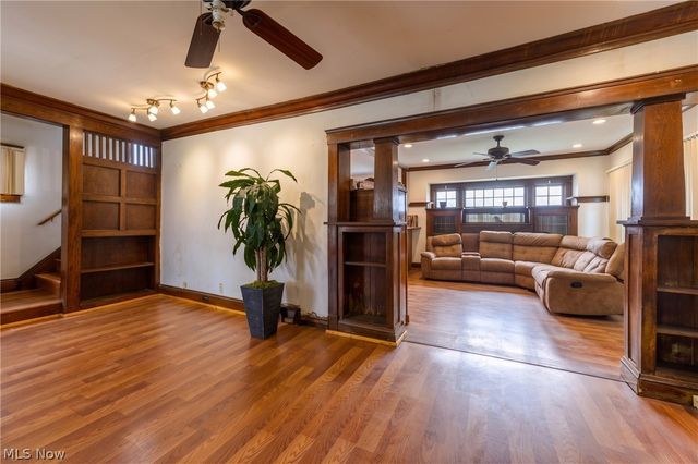 12521 Arlington Avenue, Cleveland, OH 44108
