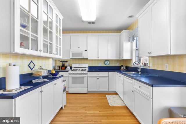 4 HOPE ST, Phillipsburg, NJ 08865