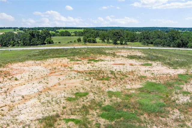 316 Kilkenny Road, Poolville, TX 76487