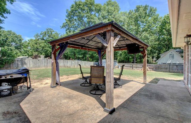 22 S Sunland, Cabot, AR 72023