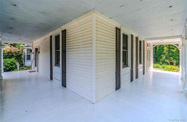 250 Old St Rte 32, Highland Mills, NY 10930