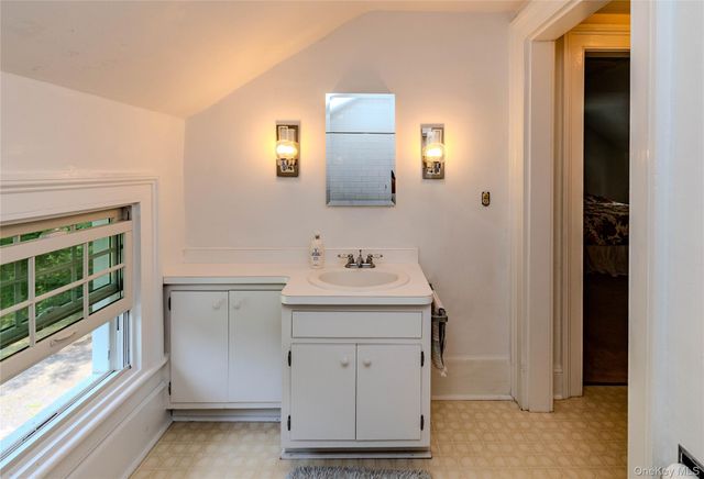 250 Old St Rte 32, Highland Mills, NY 10930