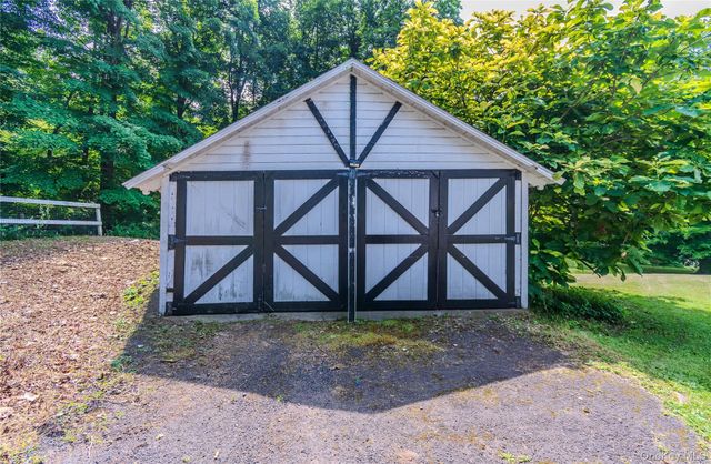 250 Old St Rte 32, Highland Mills, NY 10930