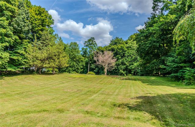 250 Old St Rte 32, Highland Mills, NY 10930