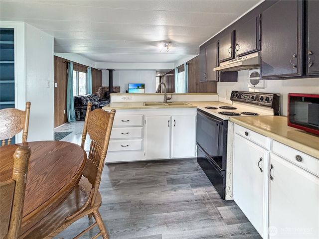 10831 SE 226th Street, Kent, WA 98031