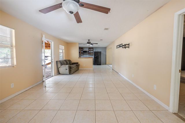 800 Butler Road, Cleveland, TX 77328