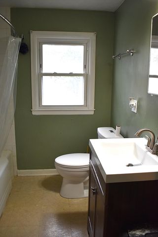 1507 Roanoke Road, Lexington, KY 40504