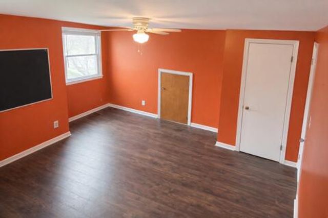 1507 Roanoke Road, Lexington, KY 40504