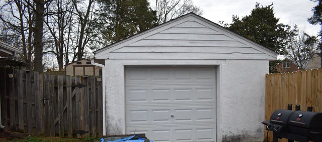 1507 Roanoke Road, Lexington, KY 40504