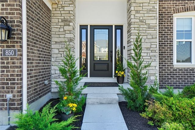 850 Sand Trap Place, Lebanon, OH 45036