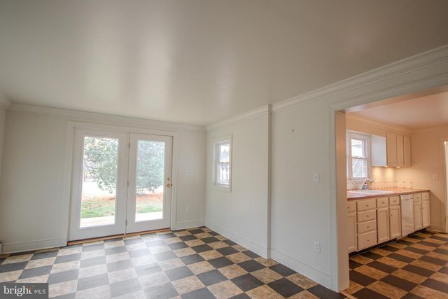 6817 QUANTICO RD, Hebron, MD 21830