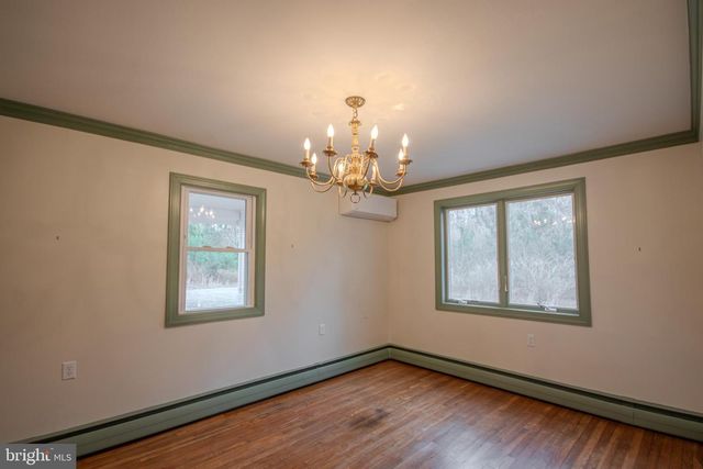 6817 QUANTICO RD, Hebron, MD 21830