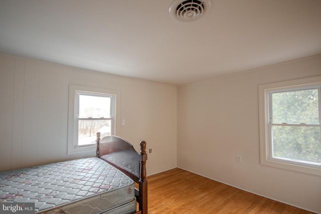 6817 QUANTICO RD, Hebron, MD 21830