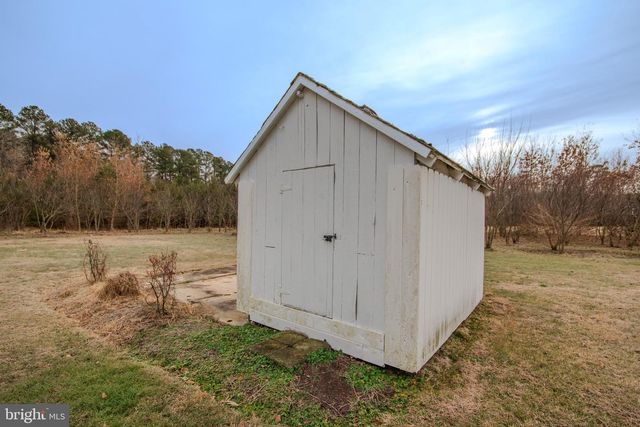 6817 QUANTICO RD, Hebron, MD 21830