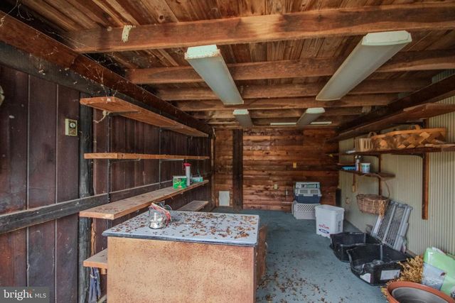 6817 QUANTICO RD, Hebron, MD 21830