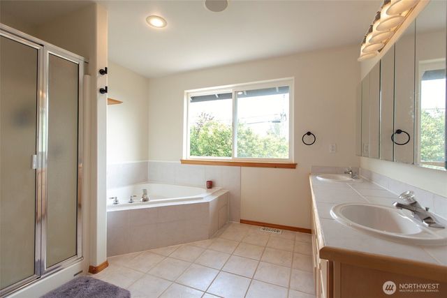 3766 Megan Lane, Bellingham, WA 98226