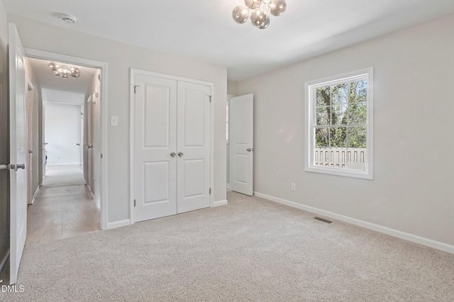 8 Bair Circle, Durham, NC 27704