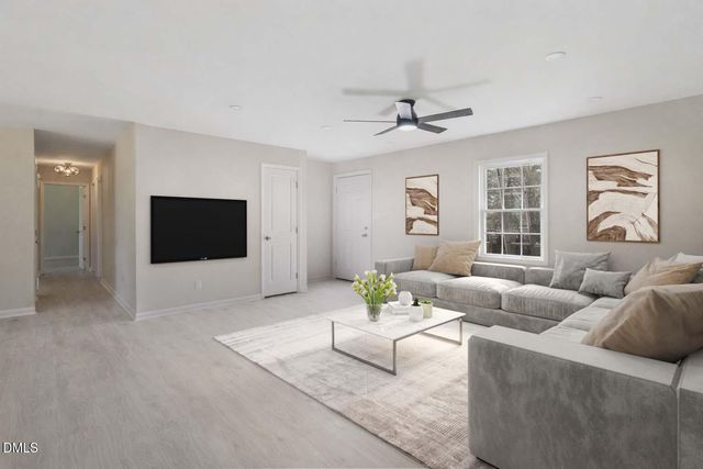 8 Bair Circle, Durham, NC 27704