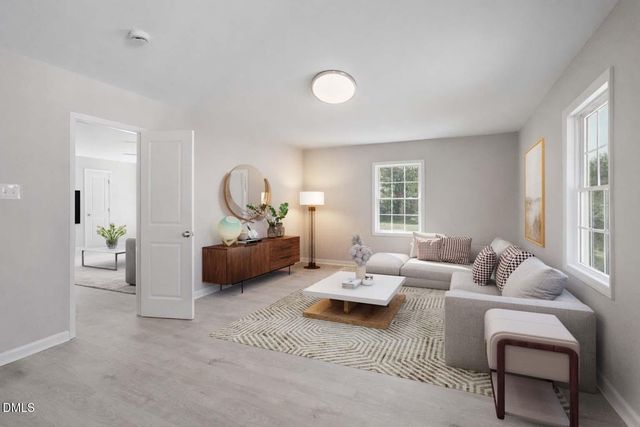 8 Bair Circle, Durham, NC 27704