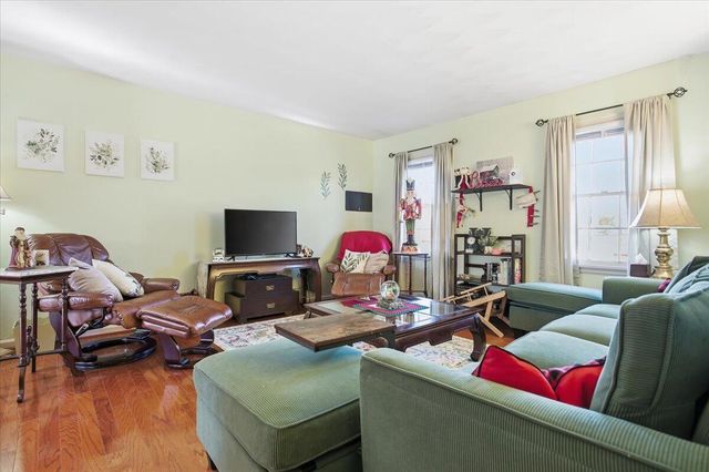 716 Page ST, Salem, VA 24153