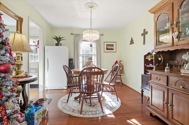 716 Page ST, Salem, VA 24153