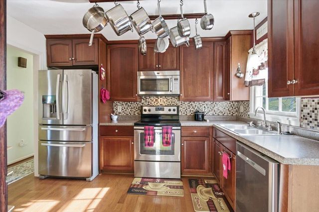 716 Page ST, Salem, VA 24153