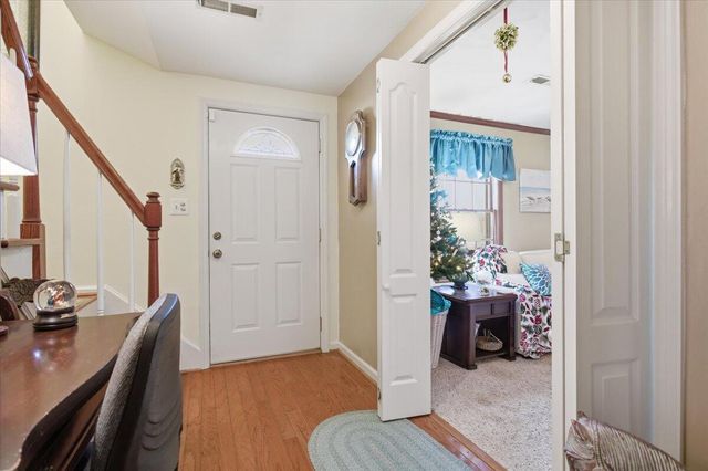 716 Page ST, Salem, VA 24153