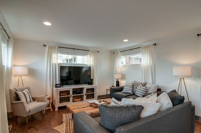 1202 Jackson St, Nashville, TN 37208