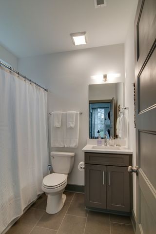 1202 Jackson St, Nashville, TN 37208