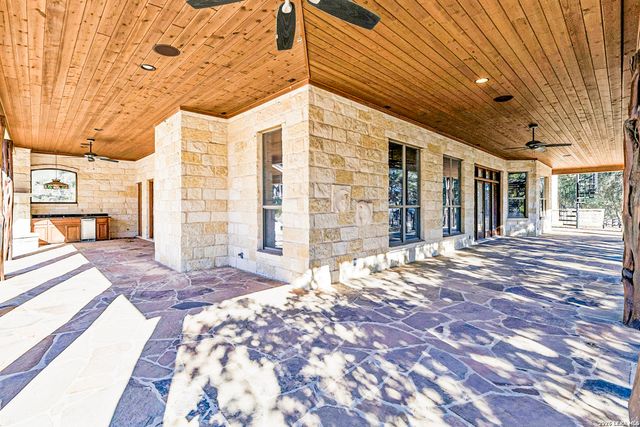 5301 W Ammann, Bulverde, TX 78163