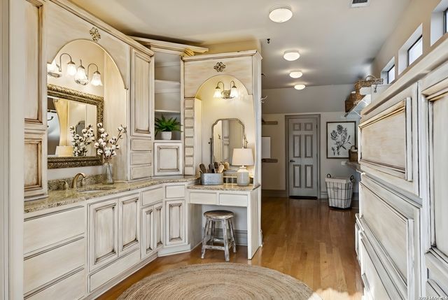 5301 W Ammann, Bulverde, TX 78163