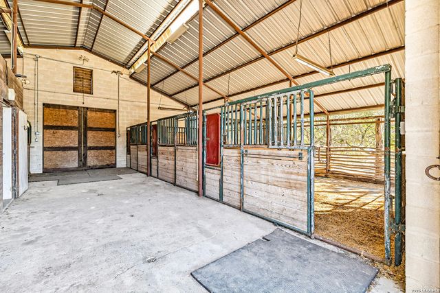 5301 W Ammann, Bulverde, TX 78163