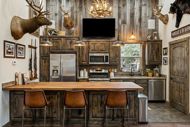 5301 W Ammann, Bulverde, TX 78163