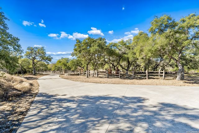 5301 W Ammann, Bulverde, TX 78163