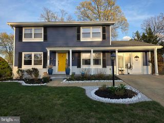 100 S LINCOLN AVE, Sterling, VA 20164
