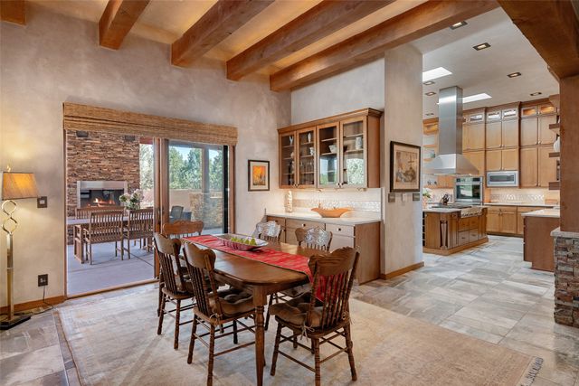 4 W Golden Eagle, Santa Fe, NM 87506